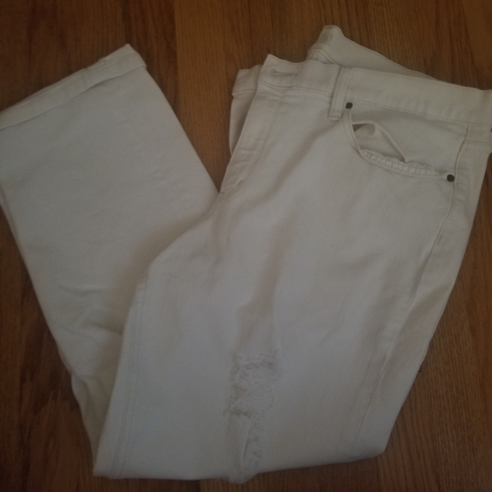 Capris
